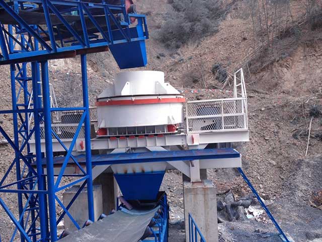 湖北省十堰市采石場年產(chǎn)300萬碎石制砂生產(chǎn)線工程案例