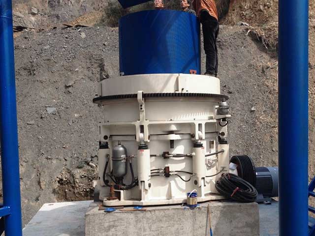 液壓圓錐破石機助力海南建成日產(chǎn)500噸石料生產(chǎn)線