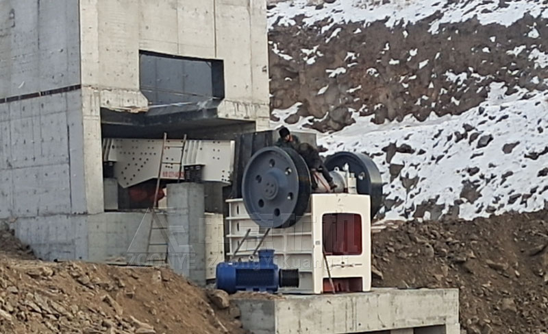 中意PE鄂破在內(nèi)蒙古安裝現(xiàn)場