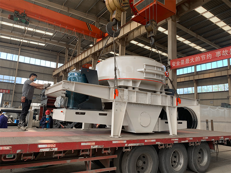 輝綠巖打沙機(jī)發(fā)貨現(xiàn)場